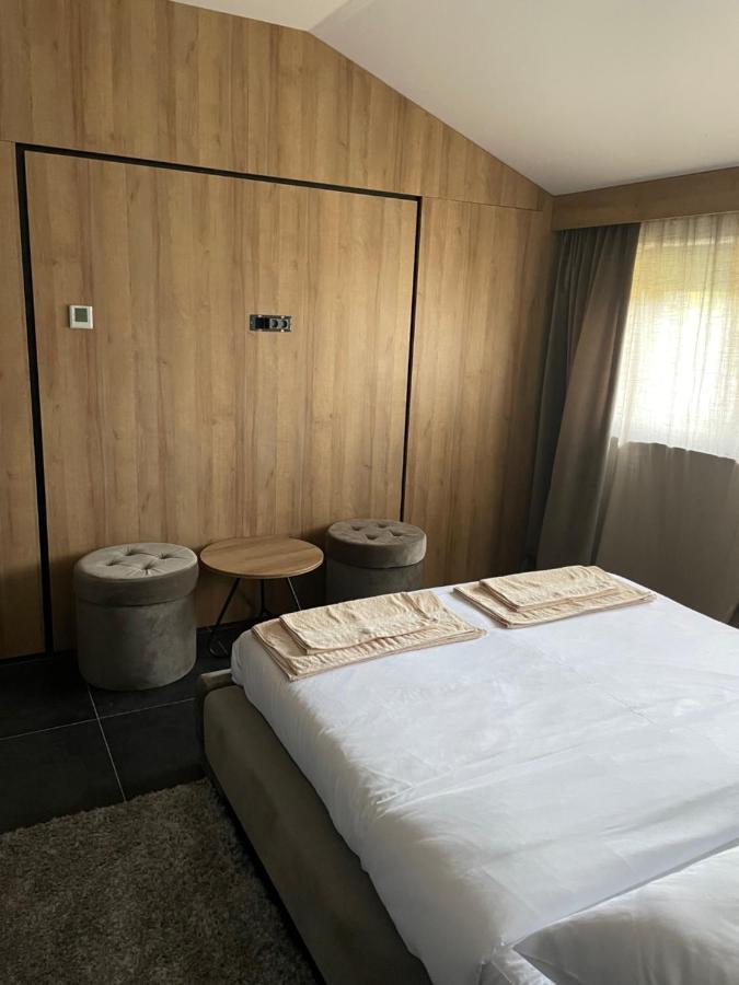 Pampas Apartments Mreznica Duga Resa Kültér fotó
