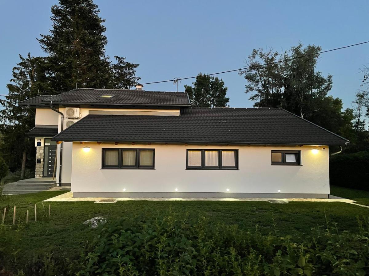 Pampas Apartments Mreznica Duga Resa Kültér fotó