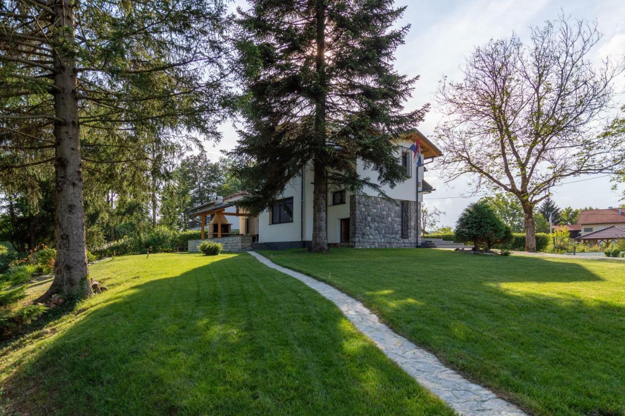 Pampas Apartments Mreznica Duga Resa Kültér fotó